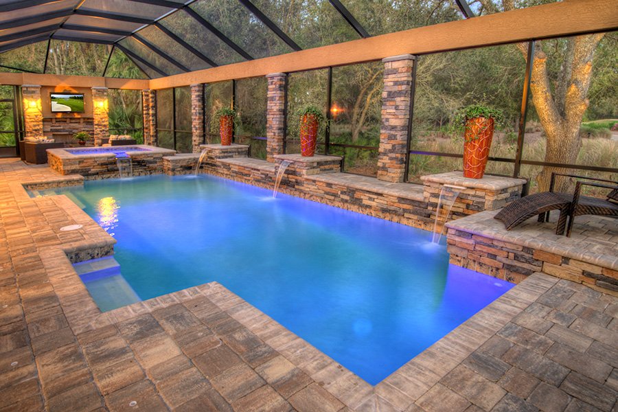 Upgrading Backyards of New Florida Homes - pool