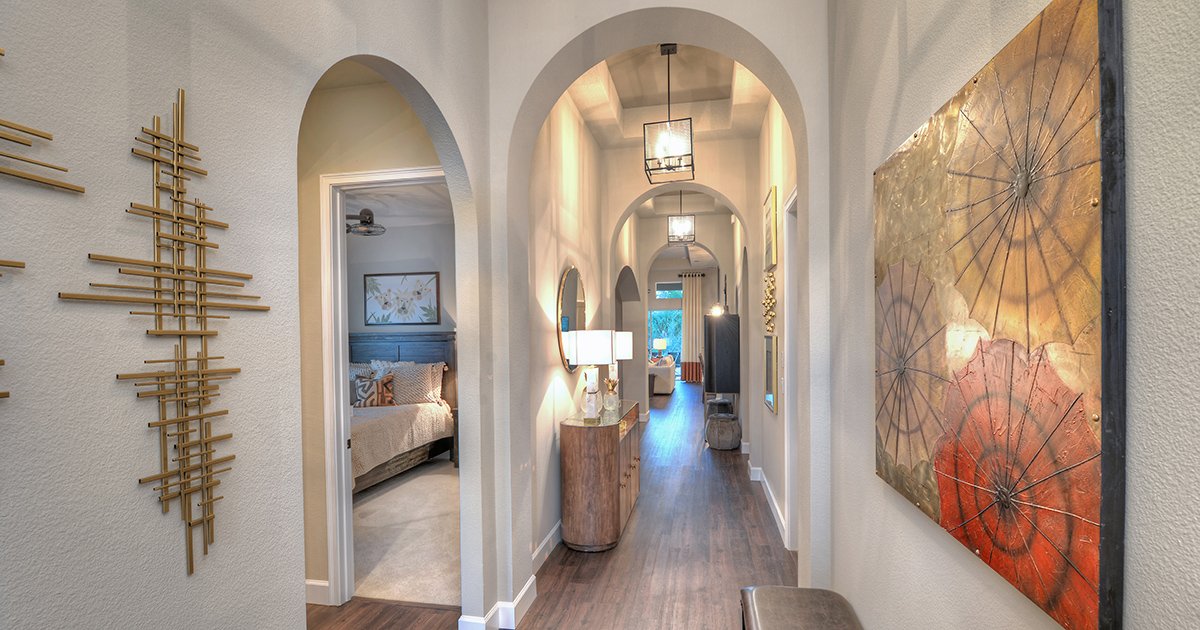 How to Create a Showstopper Entry for Your New Home