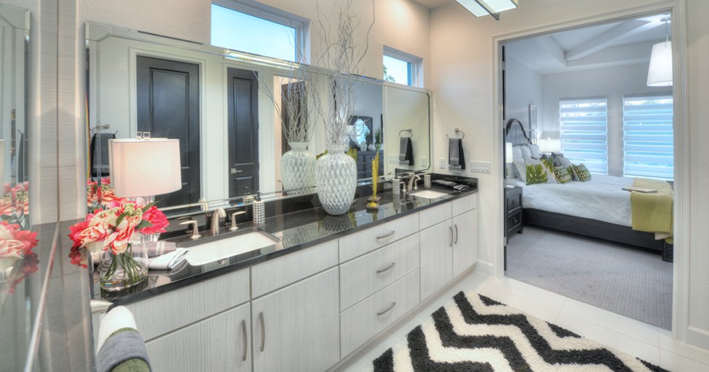 Selling Your Home? Banish Junky Bathrooms and Stinky Smells - bathrooms