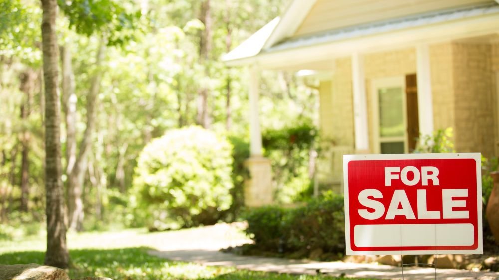 Is It Better to Buy a Home or Build a Home? - buy old or build new