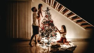 Tips for Selling Your Home During Holiday Periods - Moving During the Holidays