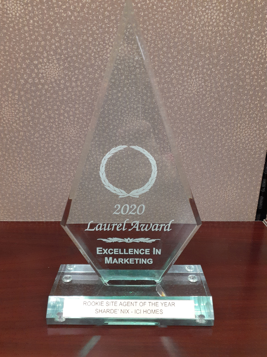 Award for Shardé Nix - Best Rookie Site Agent of the Year