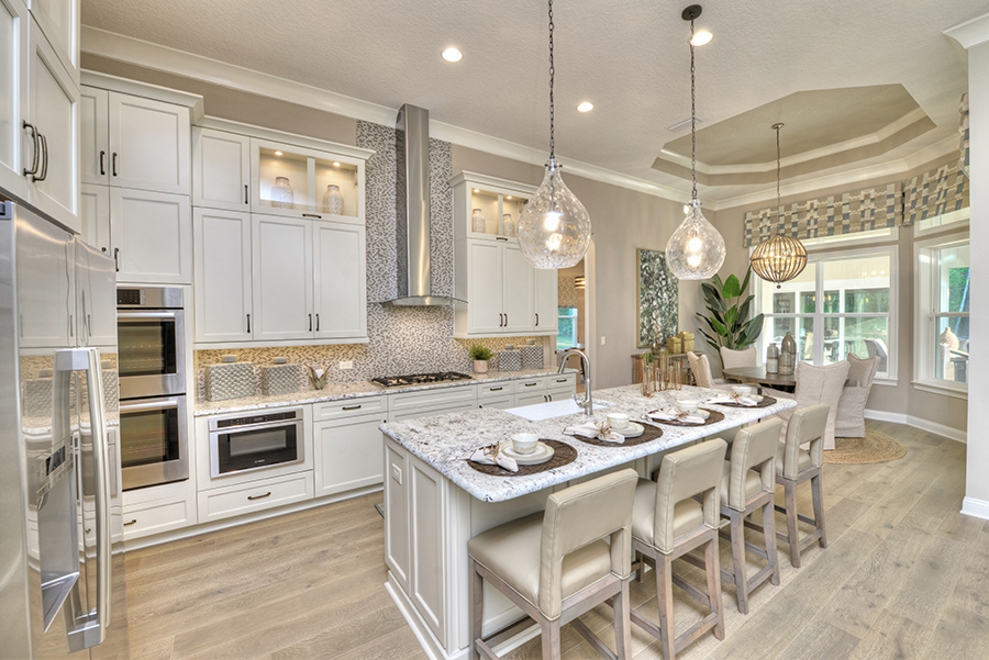 #2 - Large, Open Kitchen (62%)