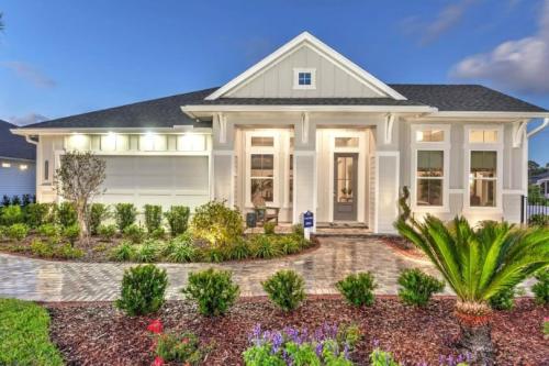 Amelia National, Costa Mesa - GOLD $900,000 - $950,000